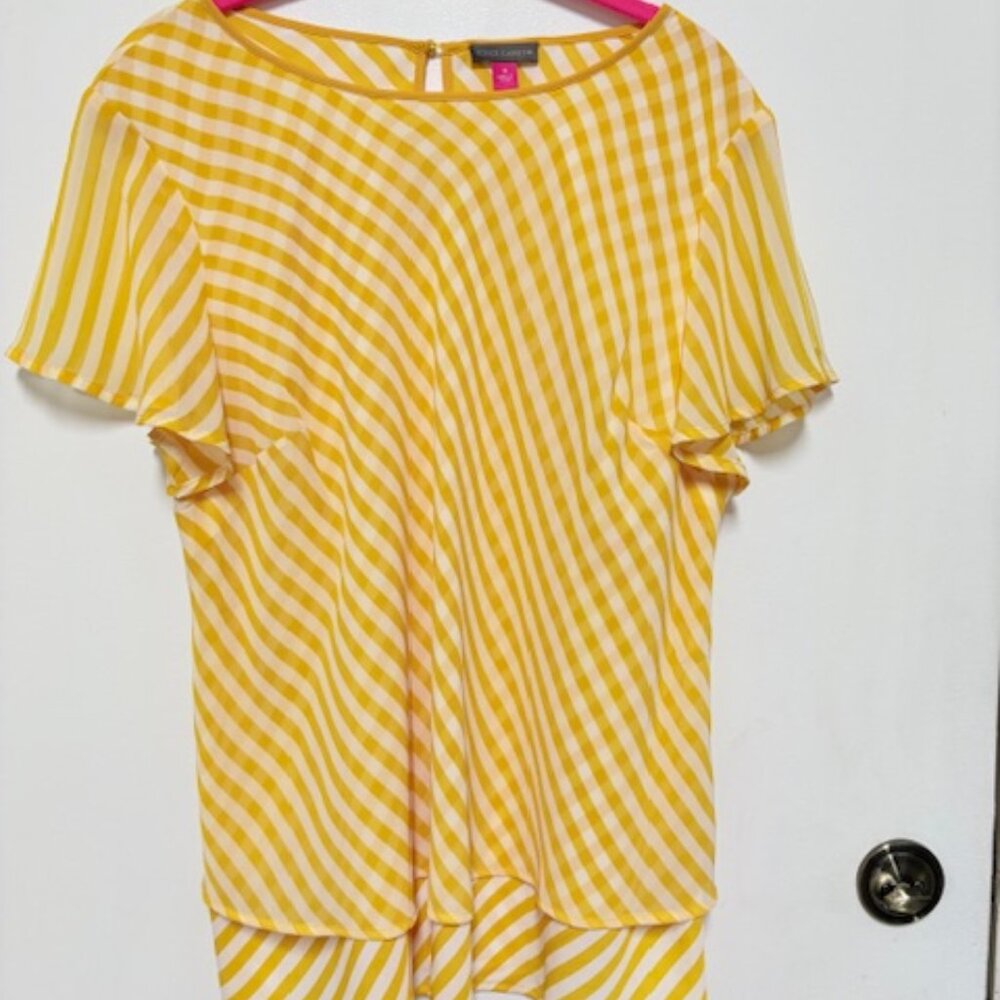 Vince Camuto Womens Gingham Top Yellow Layered Mixed Print Cottagecore.  SZ. 1X